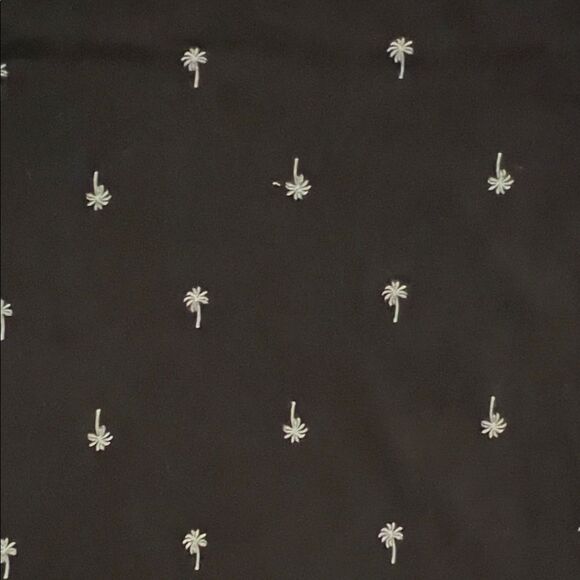 Old Navy Black Tee with White Mini Palm Print - Picture 3 of 4